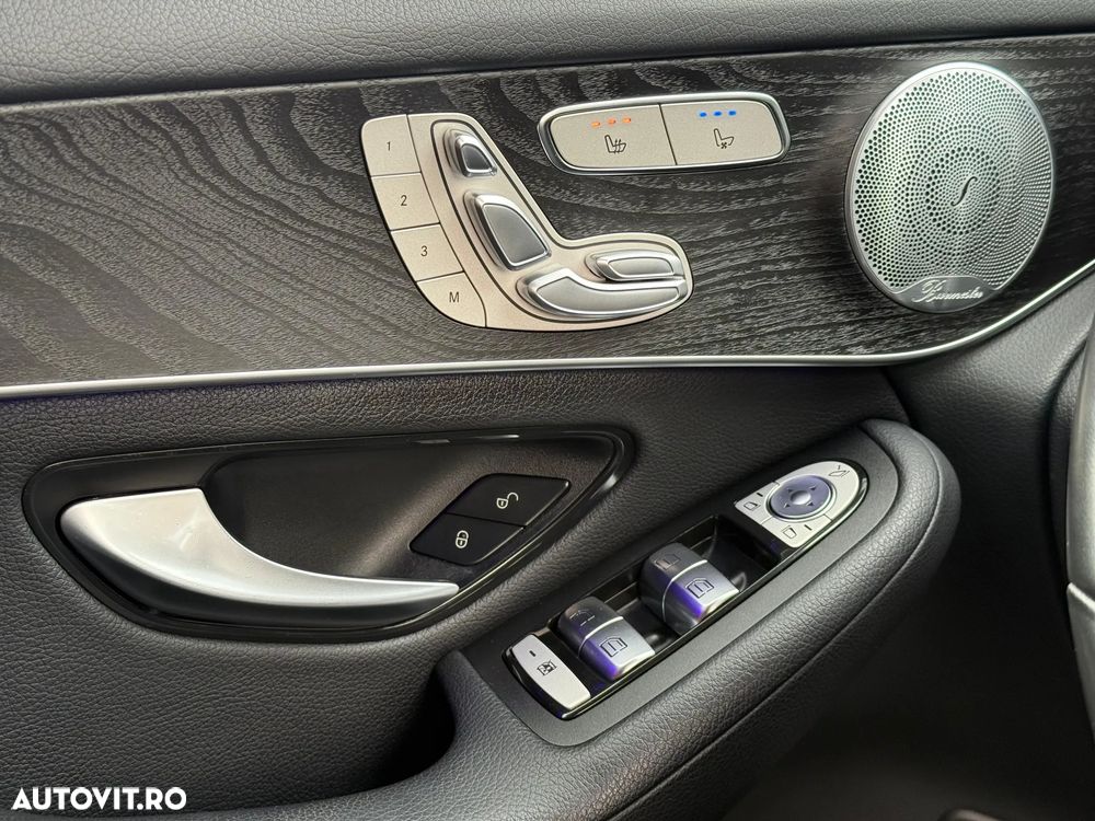 Mercedes-Benz GLC 300 d 4MATIC - 18