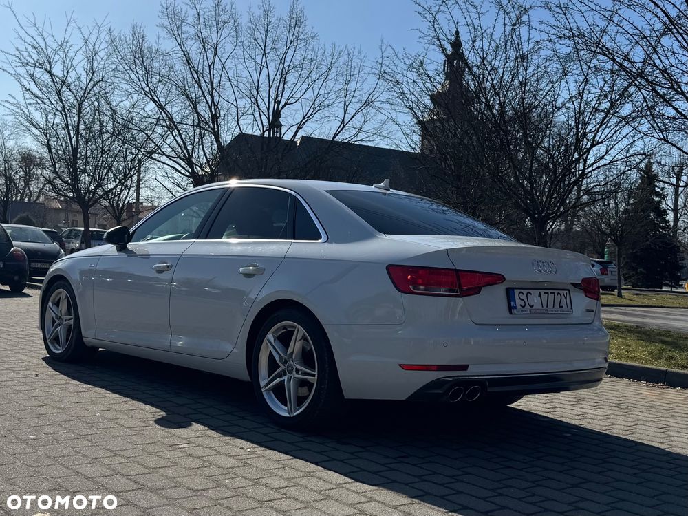 Audi A4 Limousine - 4