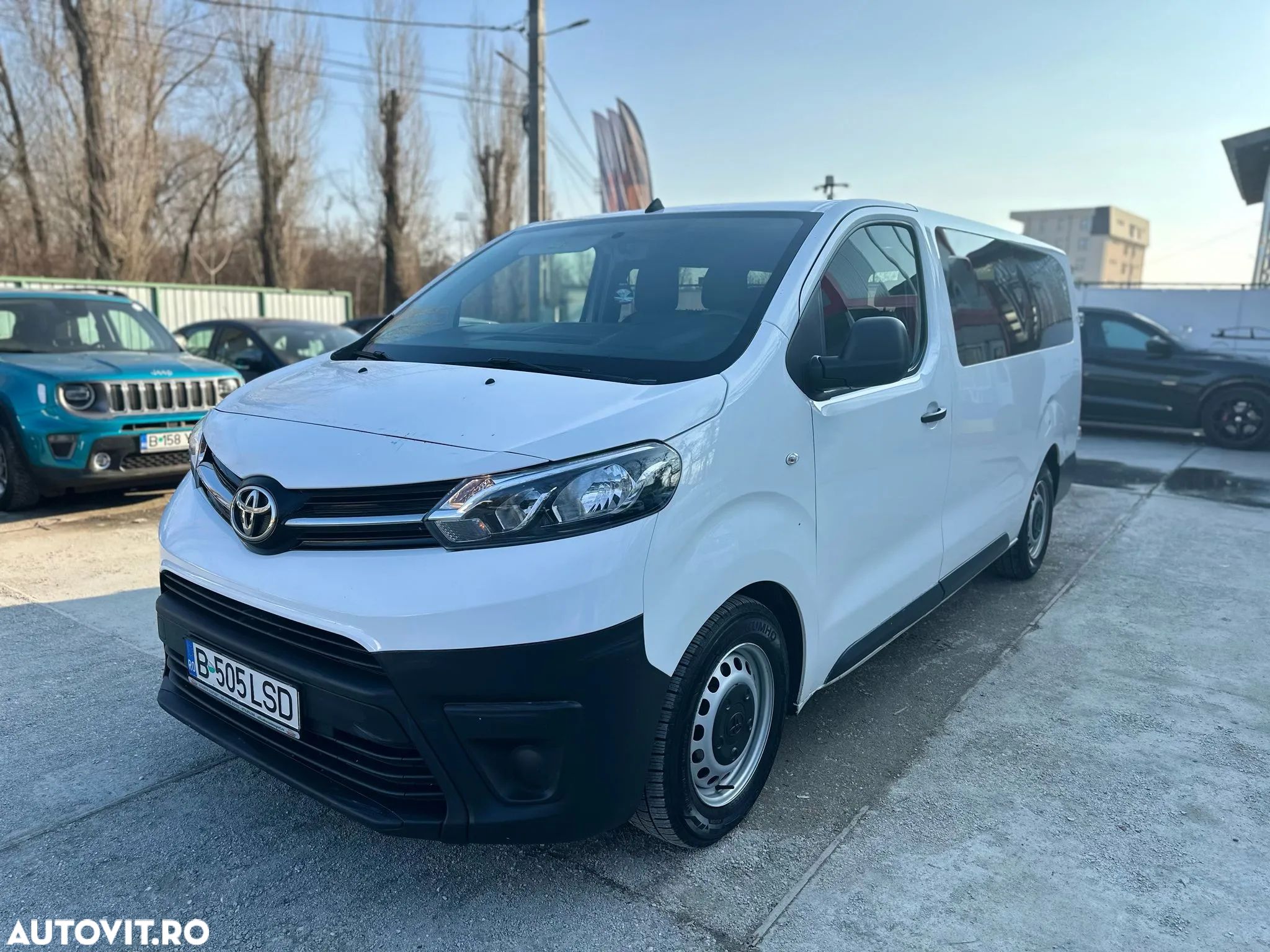 Toyota Proace Verso 1.5 D-4D 120CP 8+1 L2H1 Base - 1