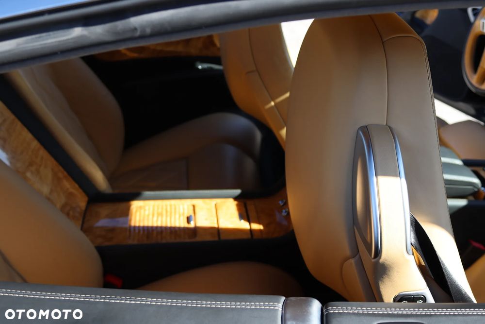 Bentley Continental GT Speed - 29