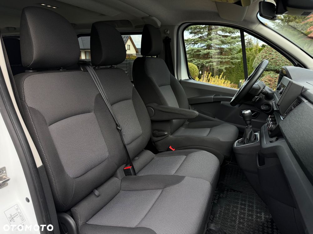 Renault Trafic 2.0 dCi L2H1 HD Extra (bryg.) - 24