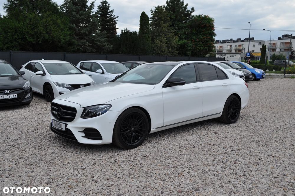 Mercedes-Benz Klasa E 220 d T 9G-TRONIC Exclusive