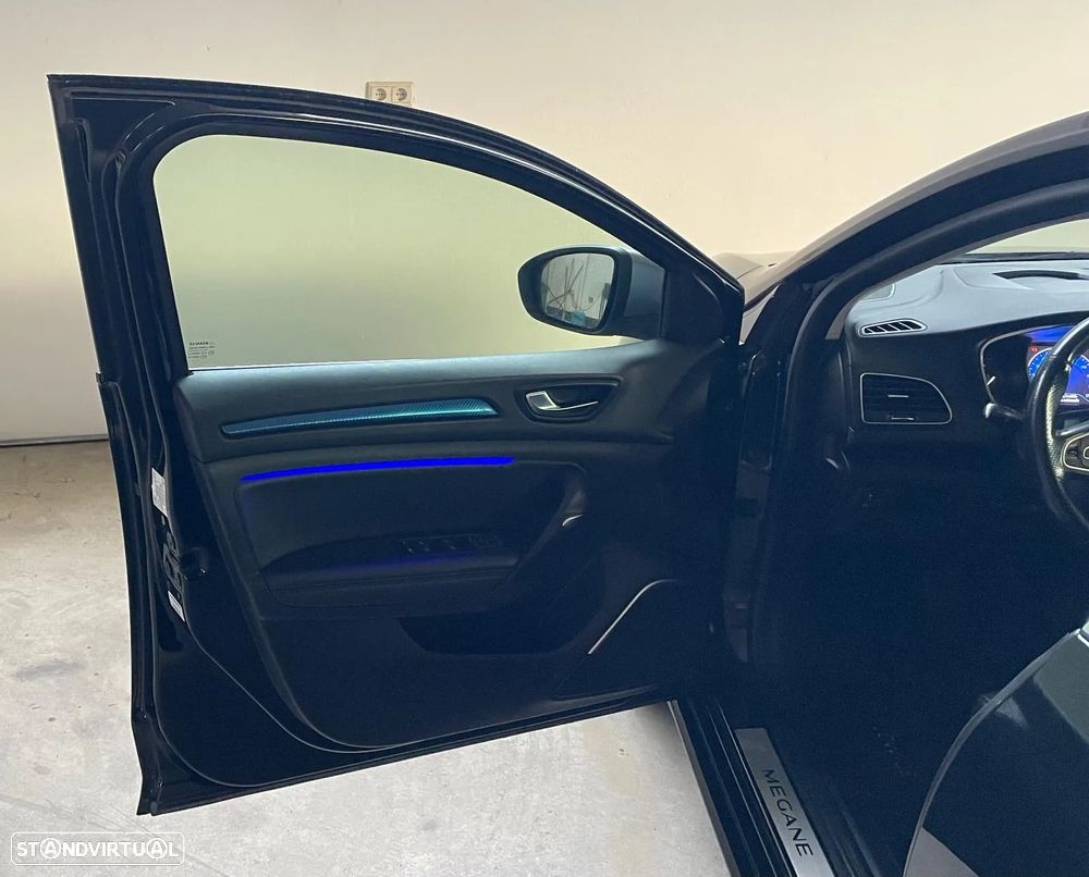 Renault Mégane Sport Tourer 1.5 Blue dCi GT Line - 22