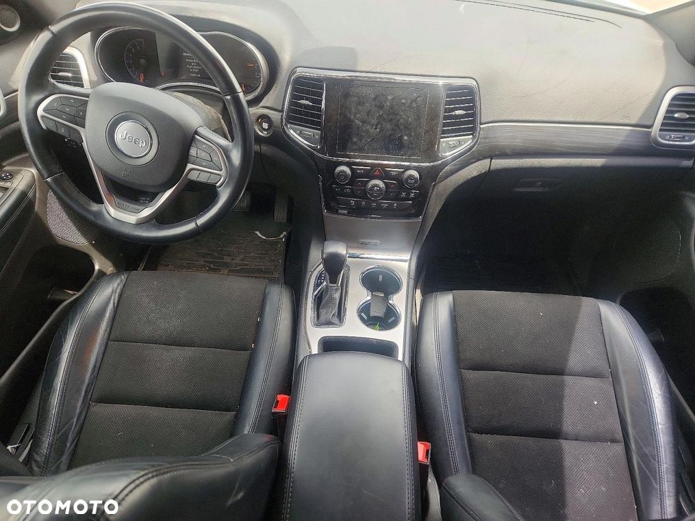 Jeep Grand Cherokee - 14