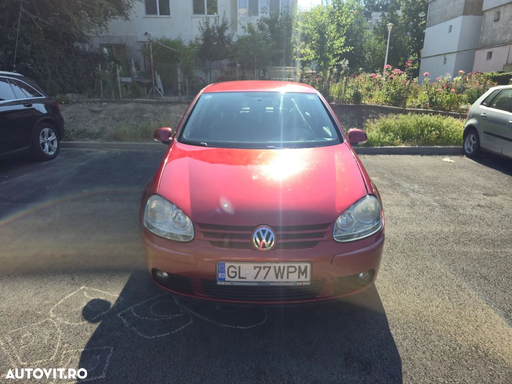 Volkswagen Golf - 1