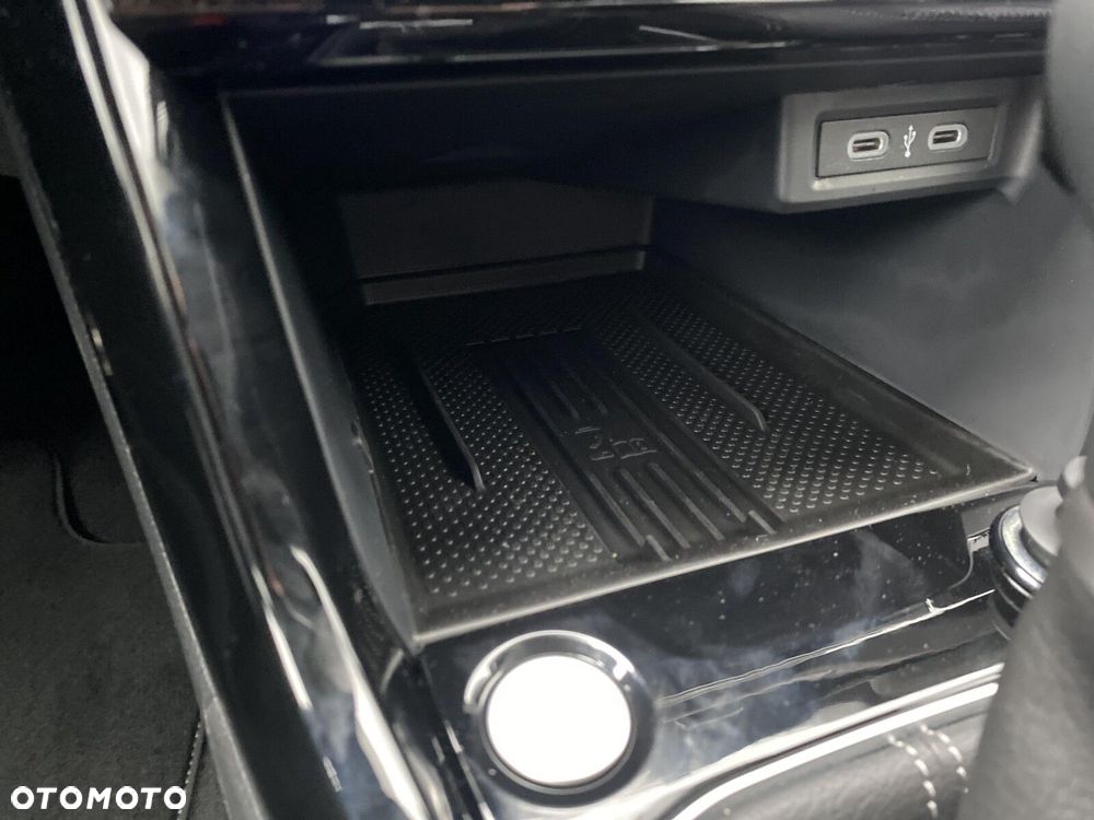 Volkswagen T-Cross - 26