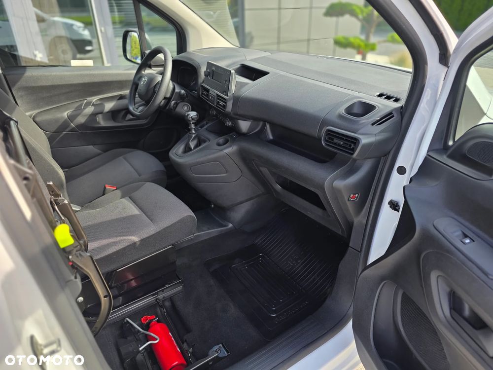 Toyota Proace City 1.2 D-4T 110KM  3 OSOBOWA Furgon Blaszak BEZWYPADKOWA z Polskiego Salonu I Pierwszy i Jedyny Właściciel I Stan auta "jak NOWE" I Pełna Faktura Vat 23% - 22