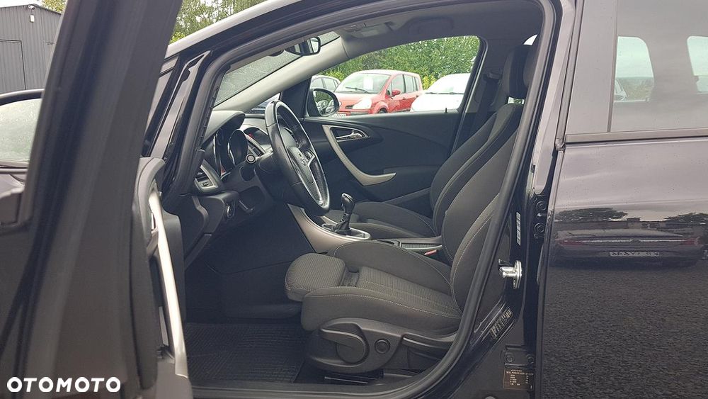Opel Astra 1.4 T Sport S&S - 25