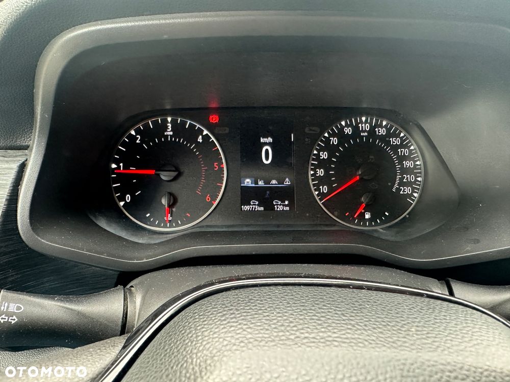 Renault Trafic - 2