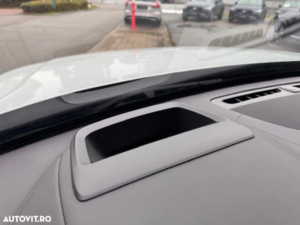 Volvo XC 90 B5 MHEV AWD 7 locuri R-Design - 12