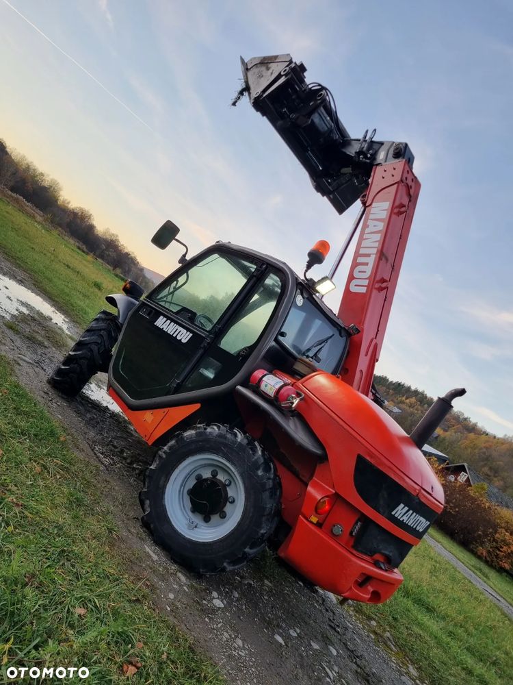 Manitou 523 MonoUltra Ładowarka teleskopowa 5m 2,3 tony Posuw wideł Hydr. łyżka Klima 2x kamera PERKINS z Komuny Norweskiej! Jak Nowa 3136 mtg Zero luzów wycieków SERWISY DEKRA - 2