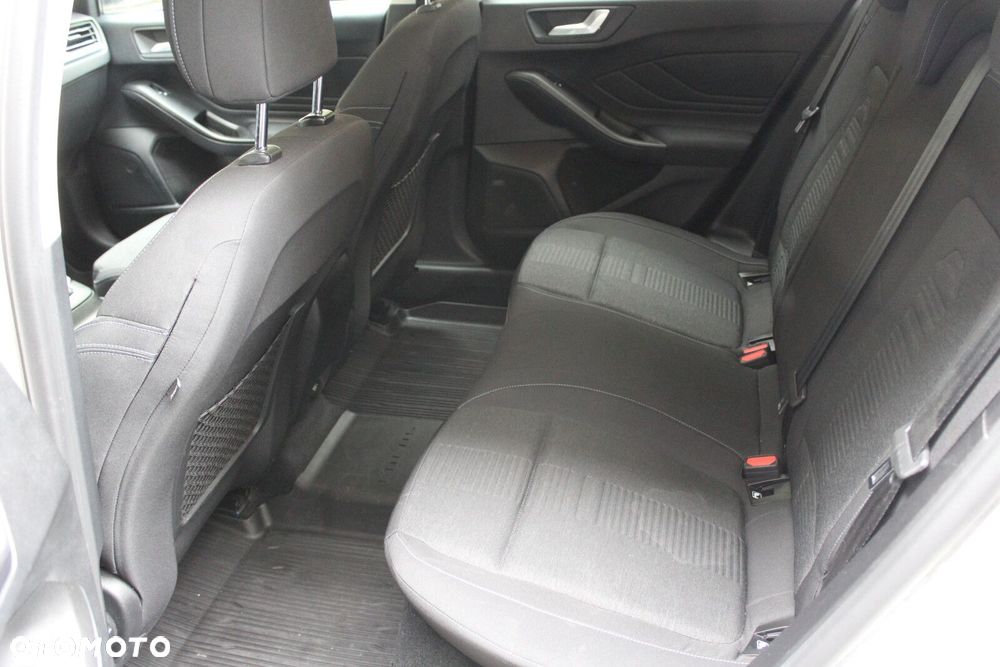 Ford Focus 1.0 EcoBoost Active - 13