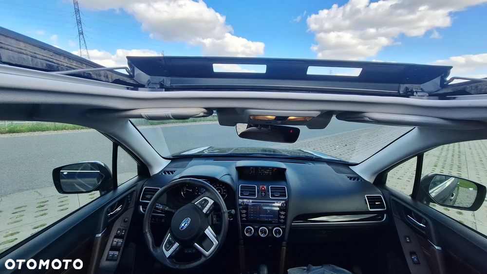 Subaru Forester 2.0 XT Platinum Lineartronic - 20