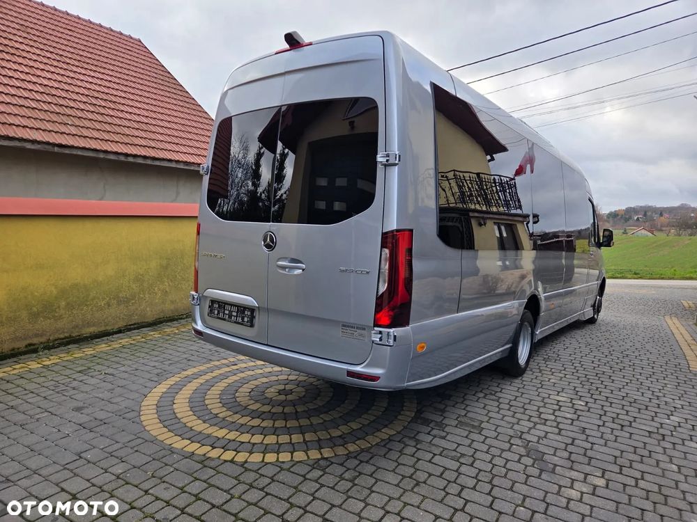 Mercedes-Benz Sprinter - 6