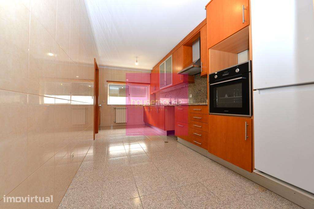 Apartamento T3 c/ eletrodomésticos - Grande imagem: 3/12