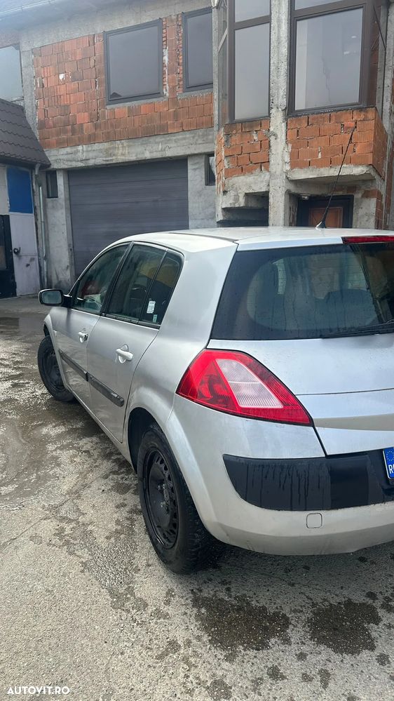 Renault Megane - 5