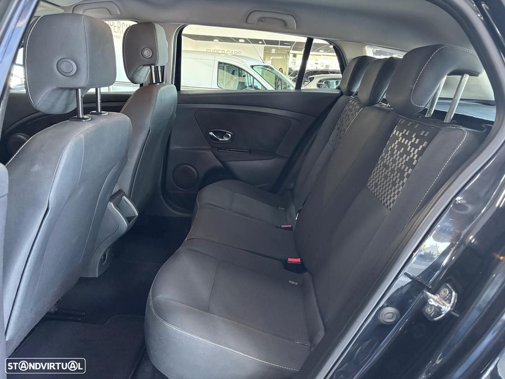 Renault Mégane Sport Tourer 1.5 dCi Dynamique SS - 7