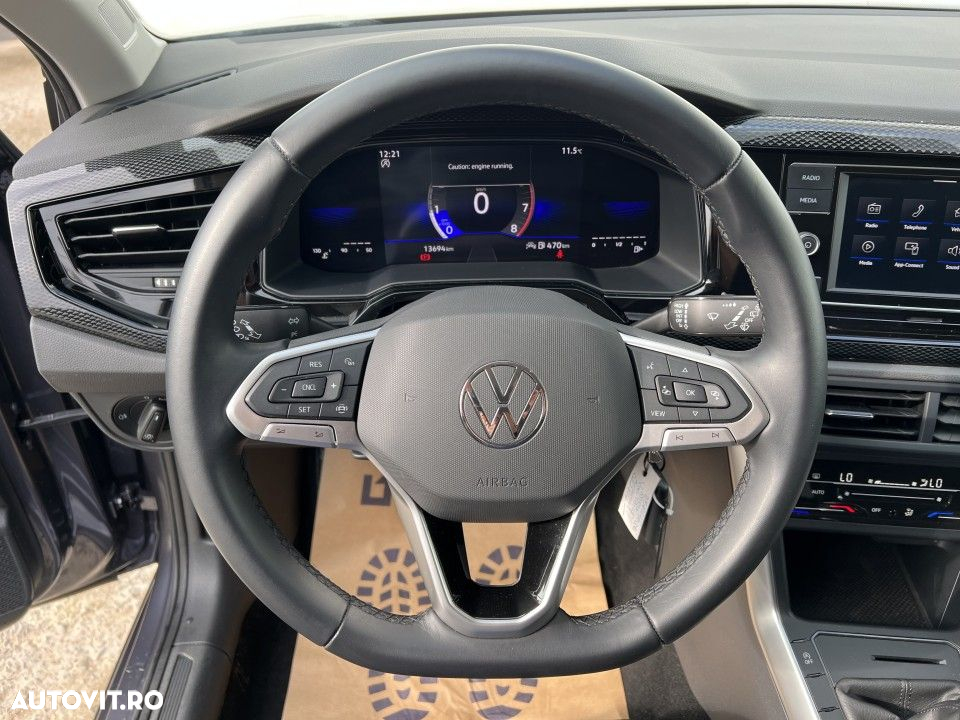 Volkswagen Taigo - 11