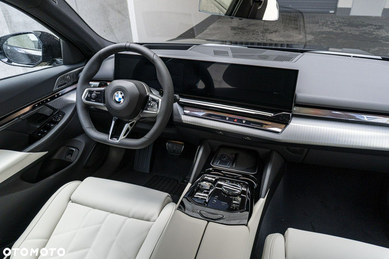 BMW Seria 5 - 15