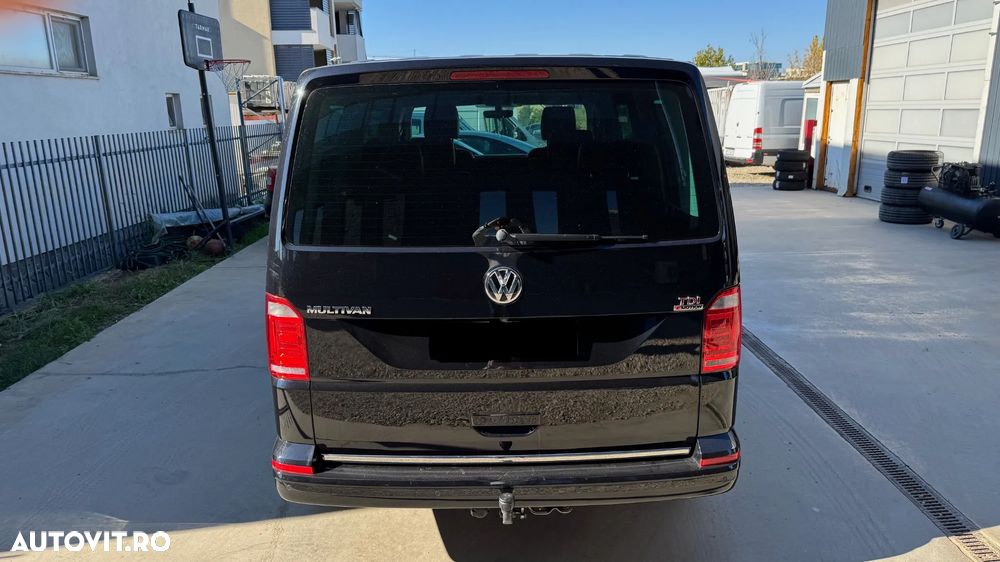 Volkswagen Multivan - 9