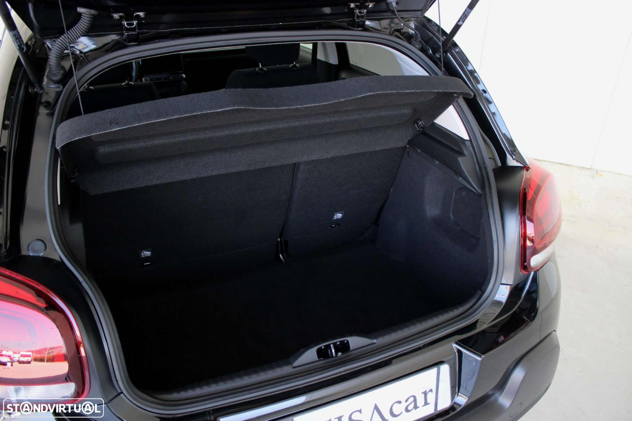 Citroën C3 1.2 PureTech Shine Pack EAT6 - 8