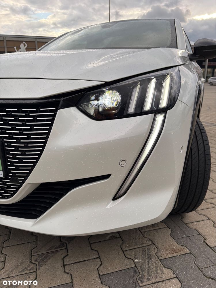 Peugeot 208 GT - 16