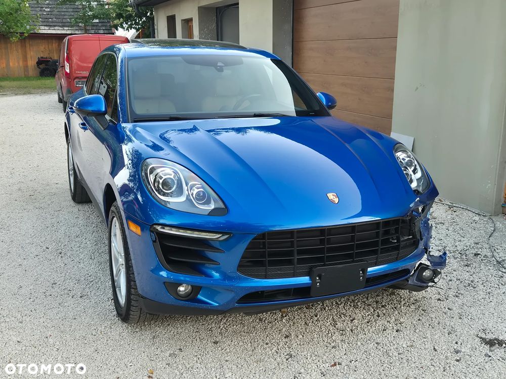 Porsche Macan - 24