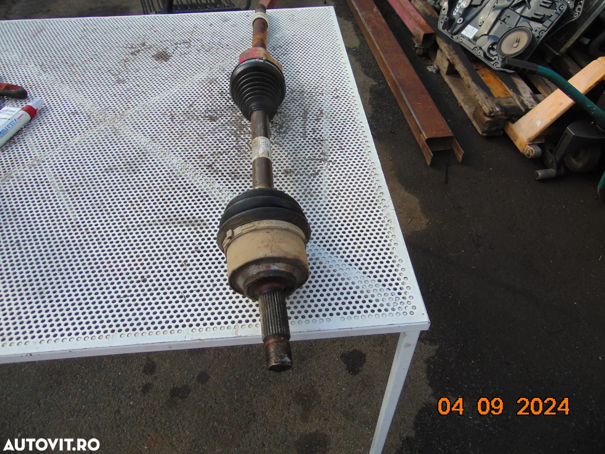 Planetara Dreapta Mercedes Vito w447 Viano COD A4473305400 - 3