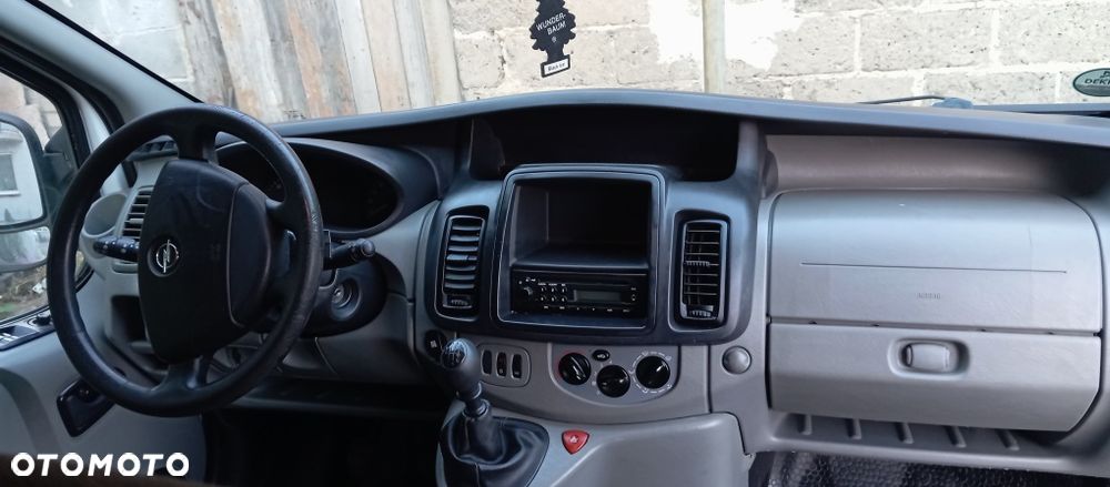 Opel Vivaro - 6
