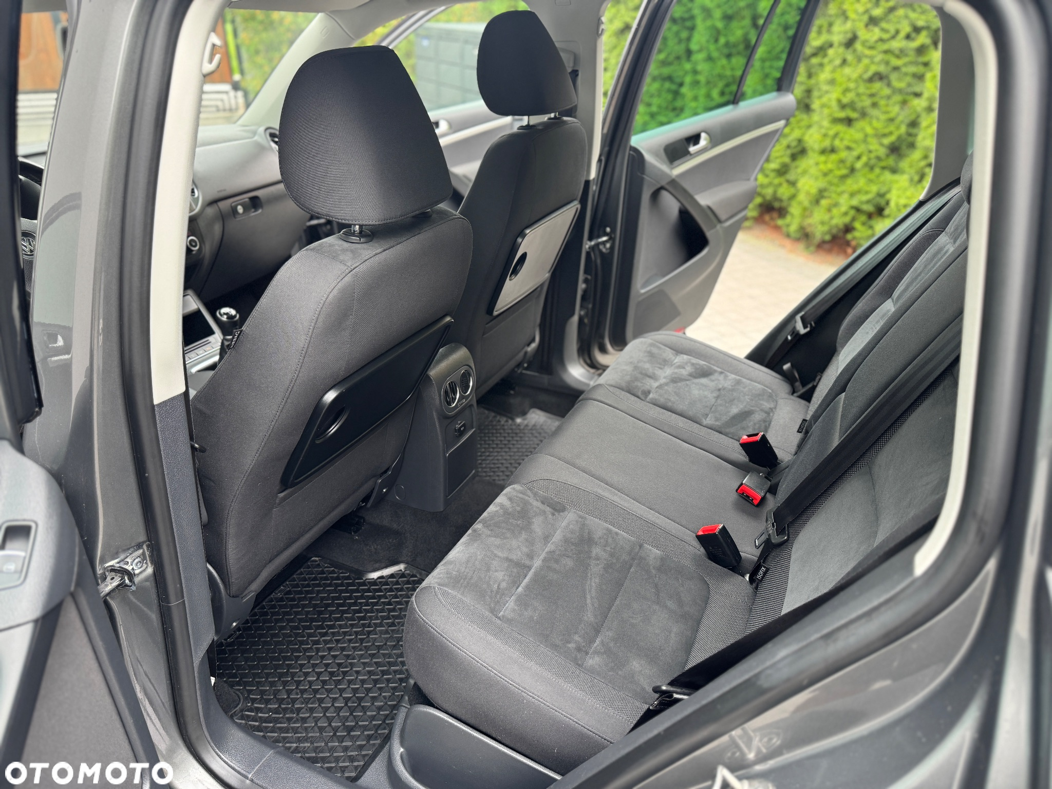 Volkswagen Tiguan 2.0 TDI DPF 4Motion BlueMotion Technology Lounge Sport & Style - 7