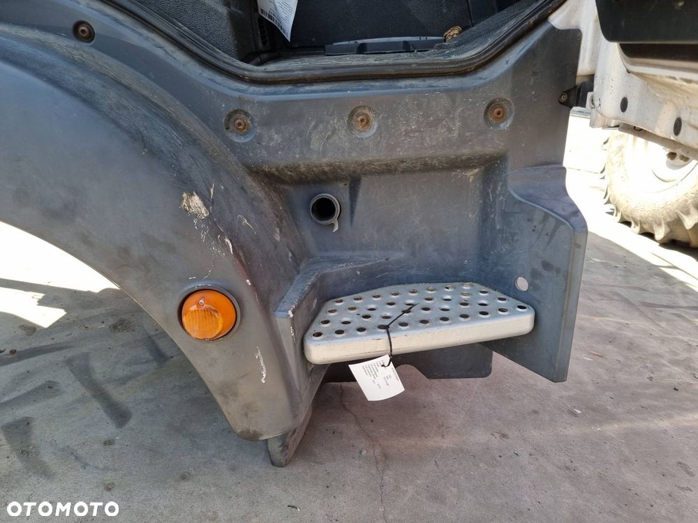 STOPIEŃ PRAWY MAN TGM 15.250 - 2