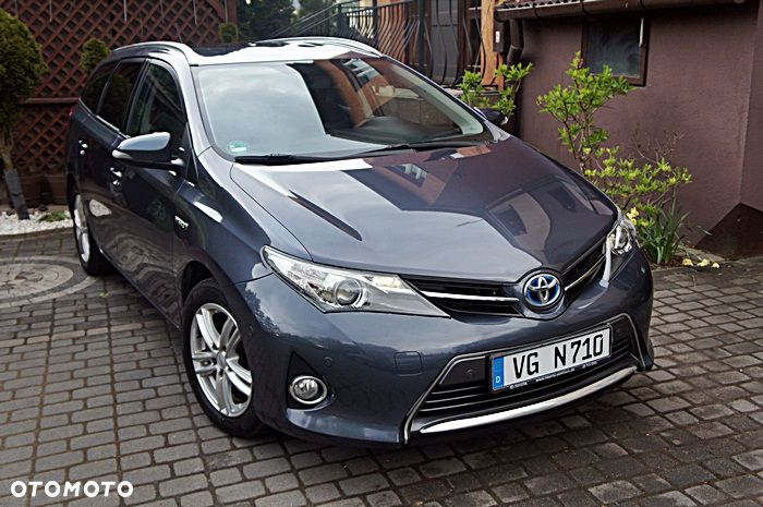 Toyota Auris 1.8 HSD Luna - 3