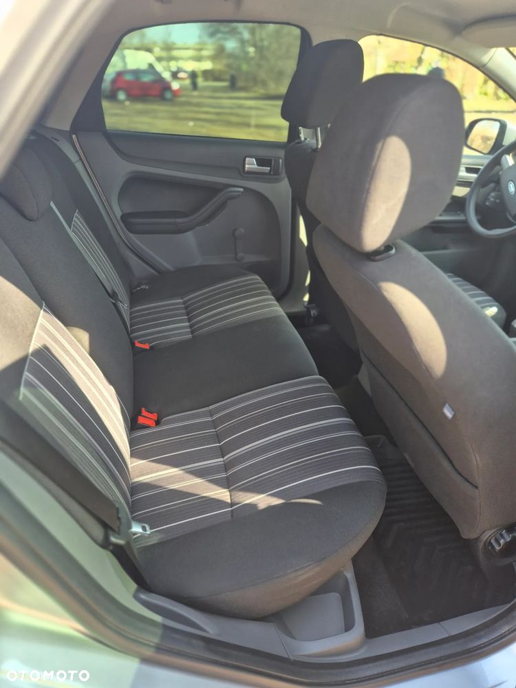 Ford Focus 1.6 Amber X - 11