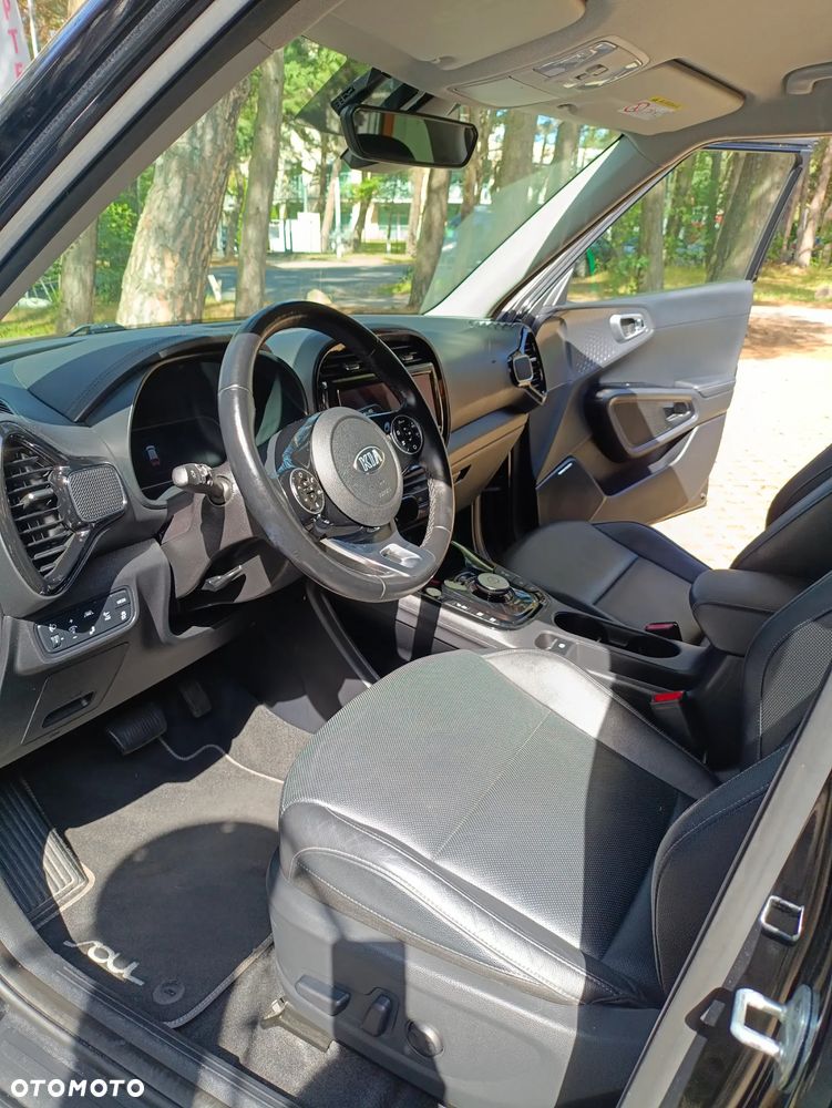Kia Soul 64kWh XL - 13
