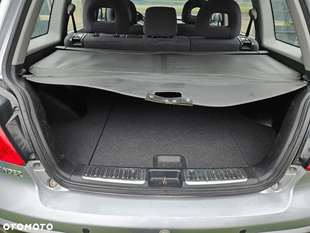 Mitsubishi Outlander 2.0 4WD Intense - 12