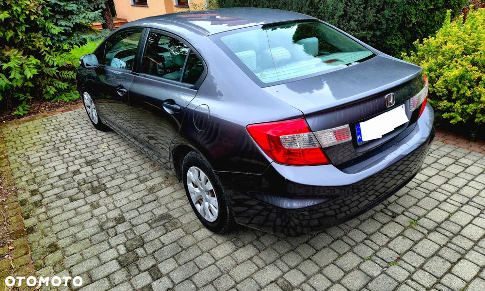 Honda Civic 1.8 Comfort - 3