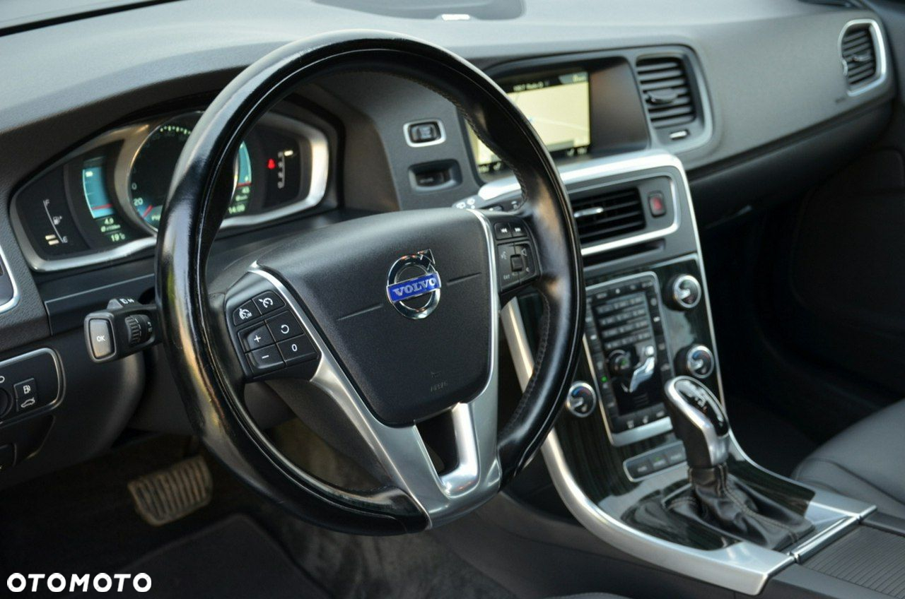 Volvo V60 - 23