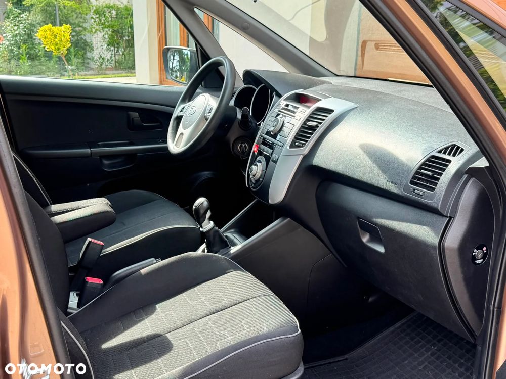 Kia Venga 1.4 M - 24