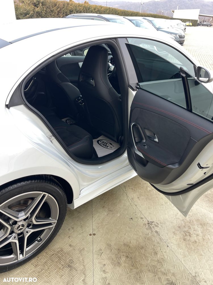 Mercedes-Benz CLA - 25