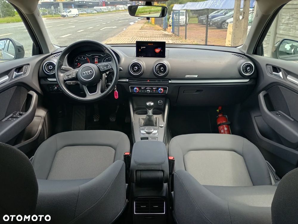 Audi A3 Sportback 30 TFSI - 3