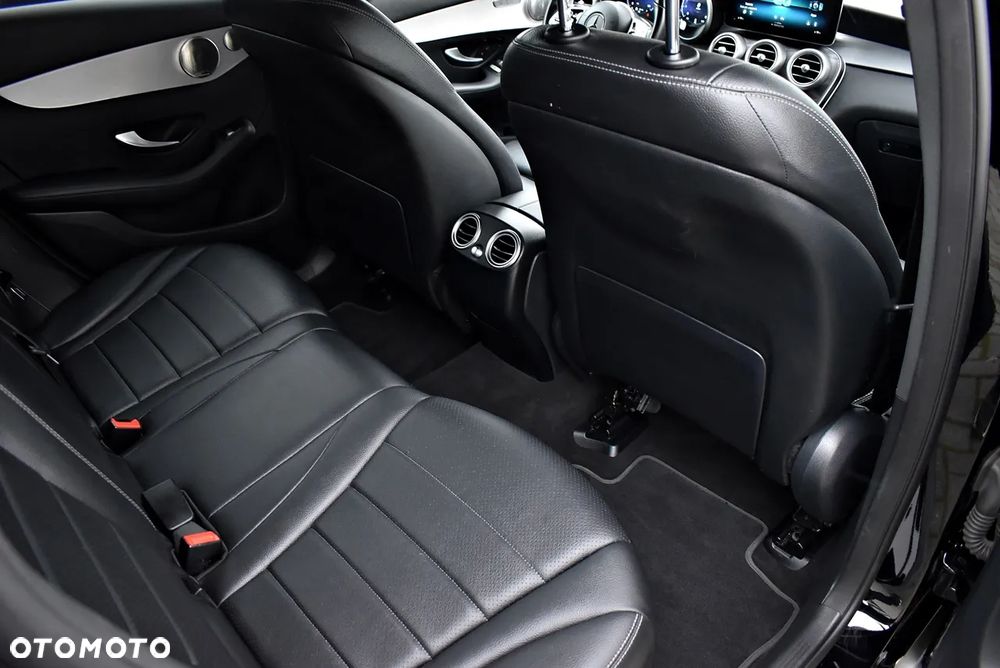 Mercedes-Benz GLC 300 de 4Matic 9G-TRONIC - 40