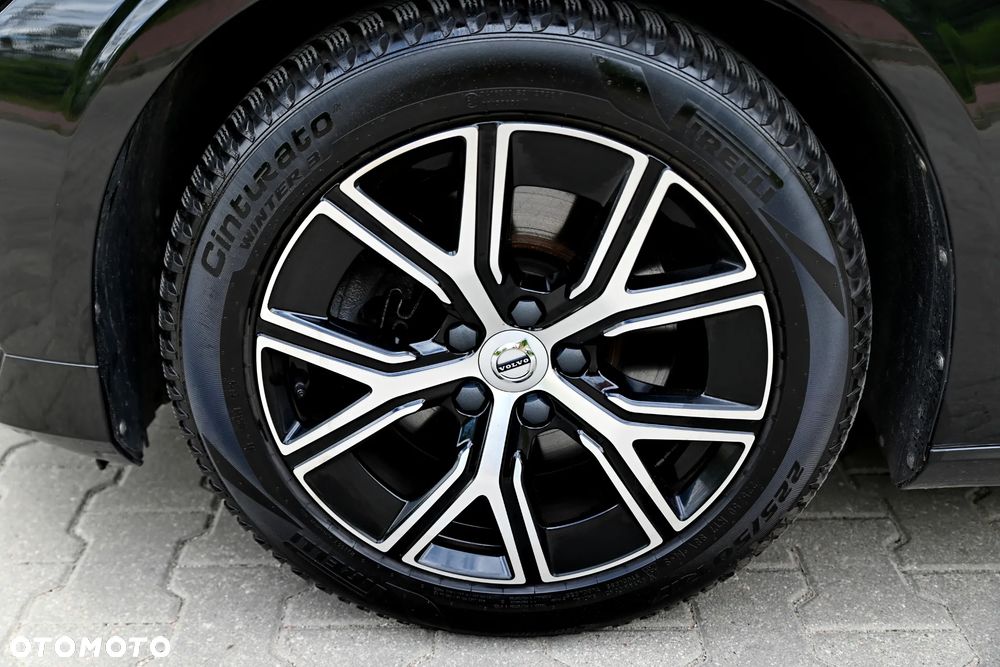 Volvo V60 B3 B Geartronic Momentum Core - 16