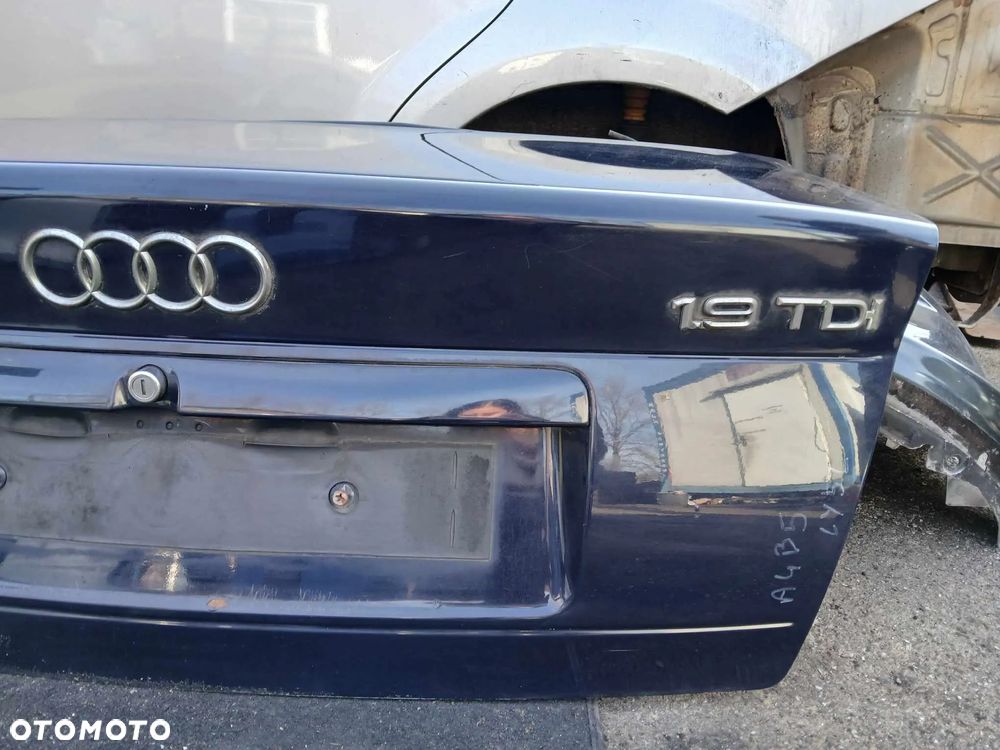 Audi A4 B5 Sedan Klapa Bagażnika - 3