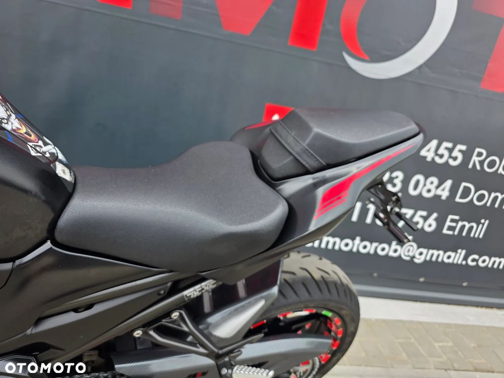 Kawasaki Z 900 - 19