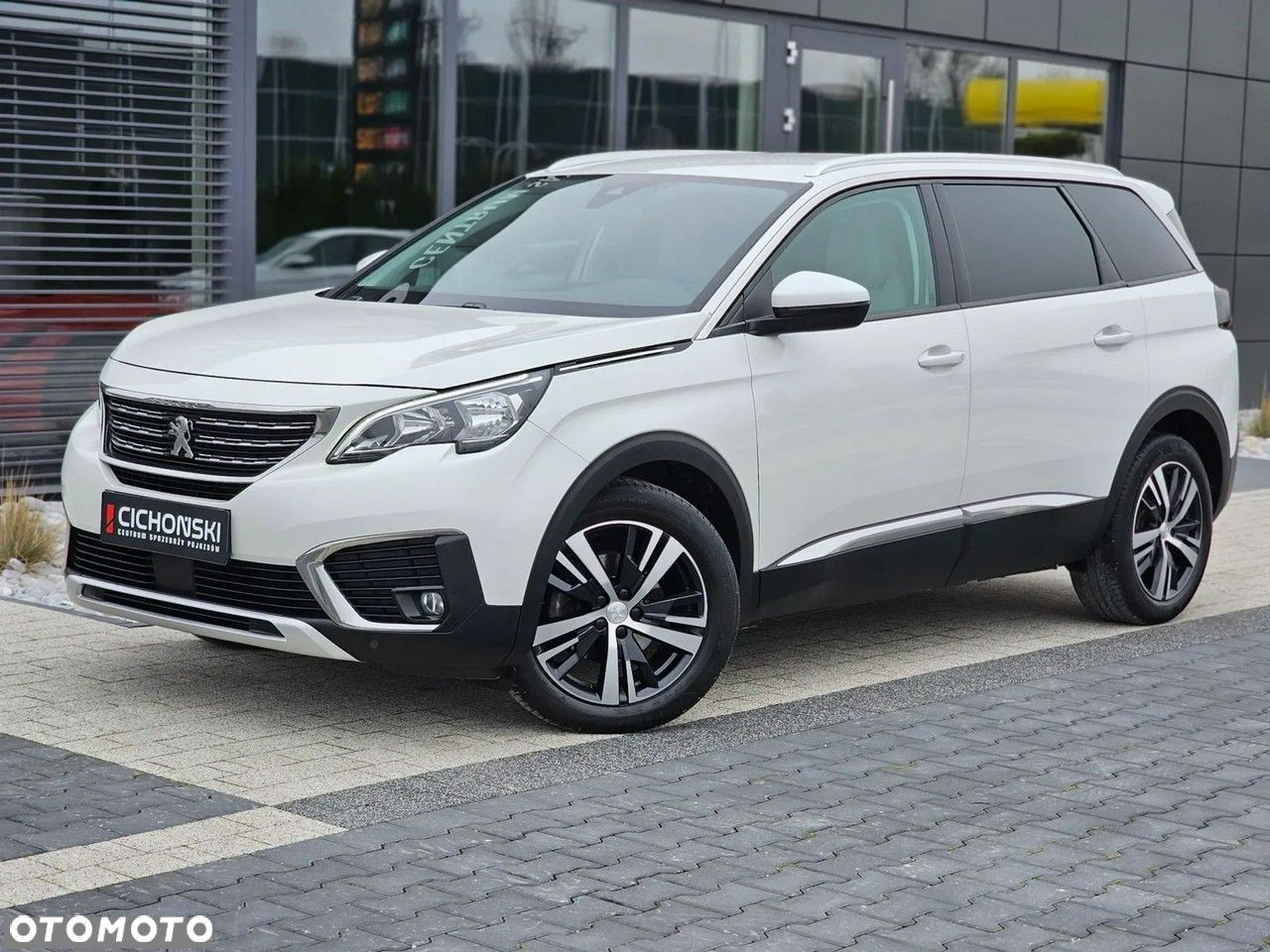 Peugeot 5008 1.6 PureTech Allure S&S EAT8 - 1