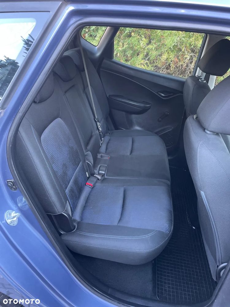 Hyundai ix20 1.4 Premium blue - 11