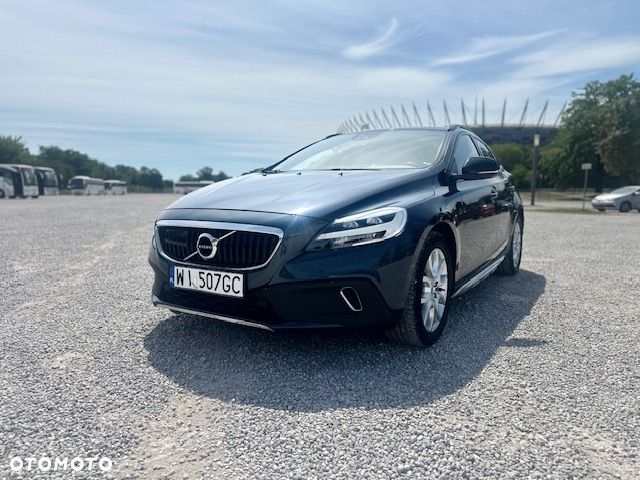 Volvo V40 Cross Country T3 Drive-E Summum - 1