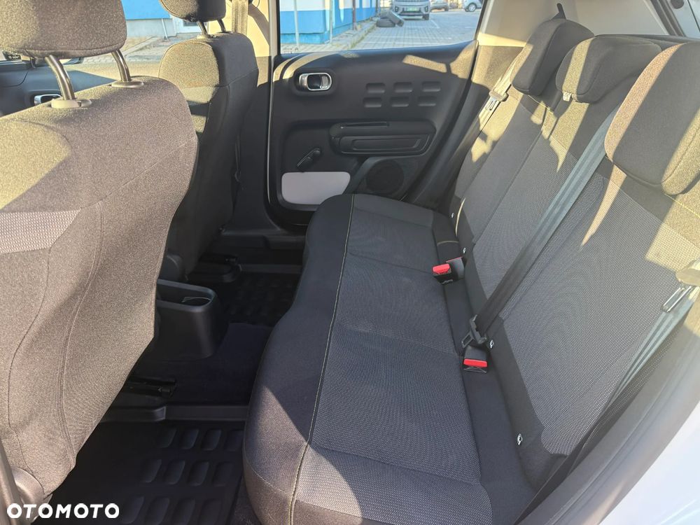 Citroën C3 1.2 PureTech Shine S&S - 14