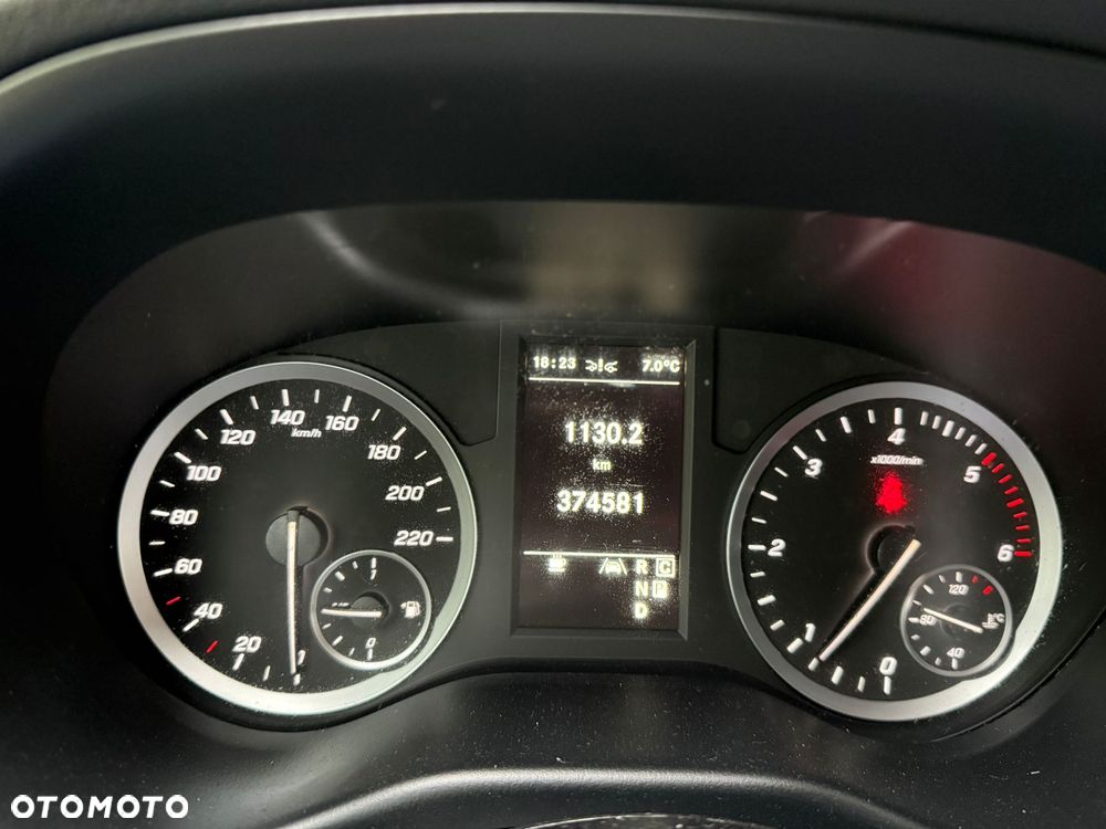 Mercedes-Benz Vito Tourer Lang EDITION - 31