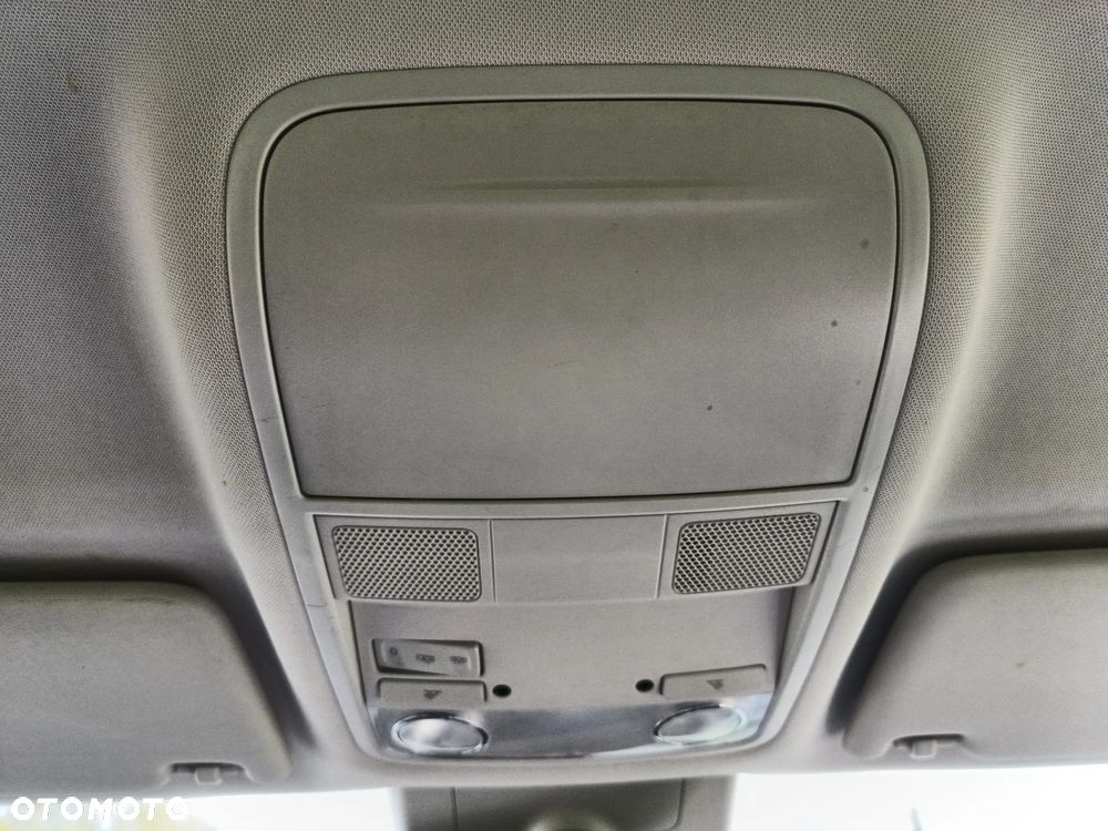 Skoda Octavia 2.0 TDI Elegance DSG - 35